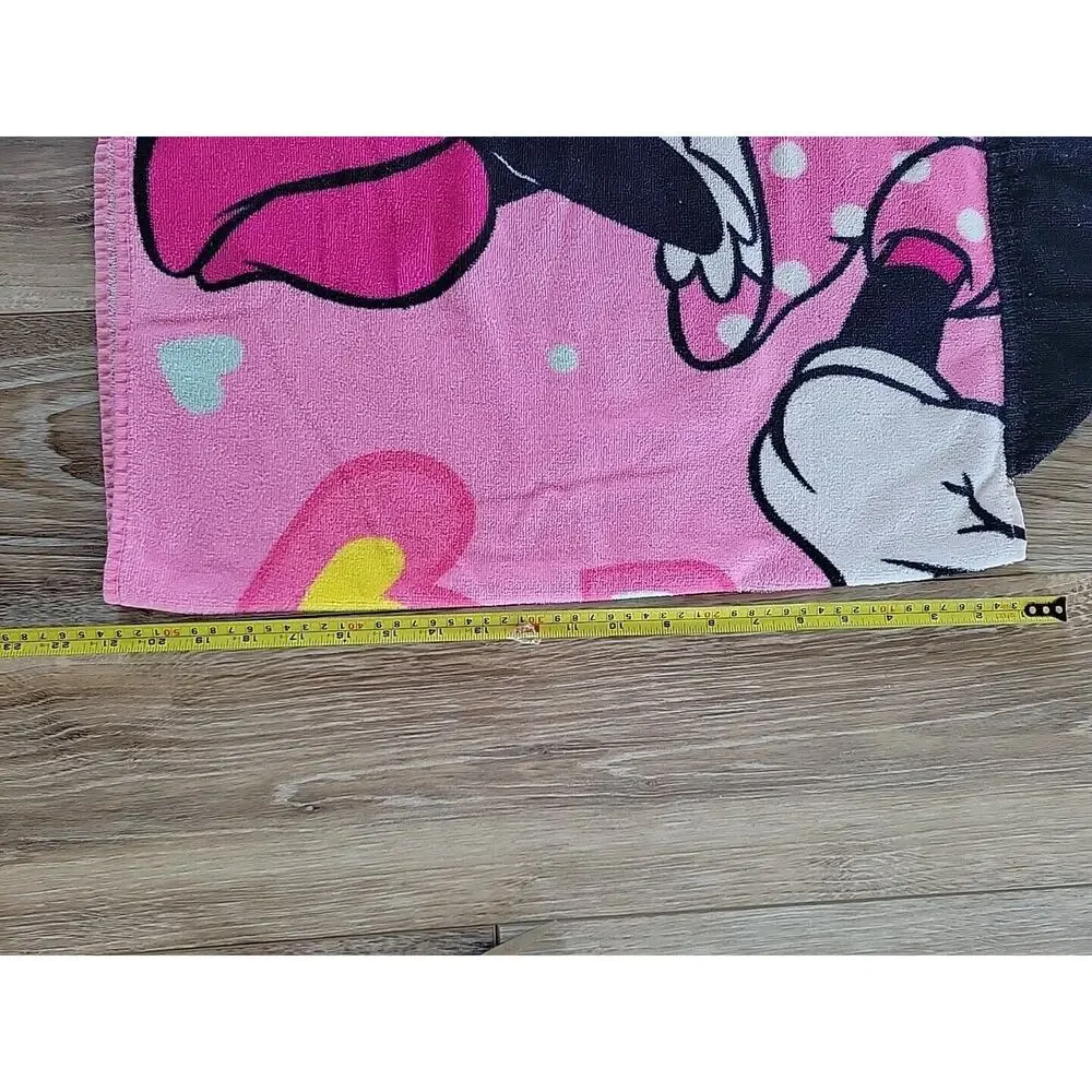 Disney Minnie Mouse Hooded Towel for Baby Or Toddler Beach Or Home Hand Pockets